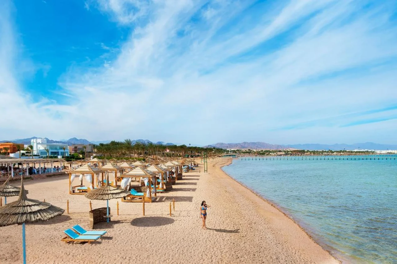 Amwaj Oyoun Resort & Casino